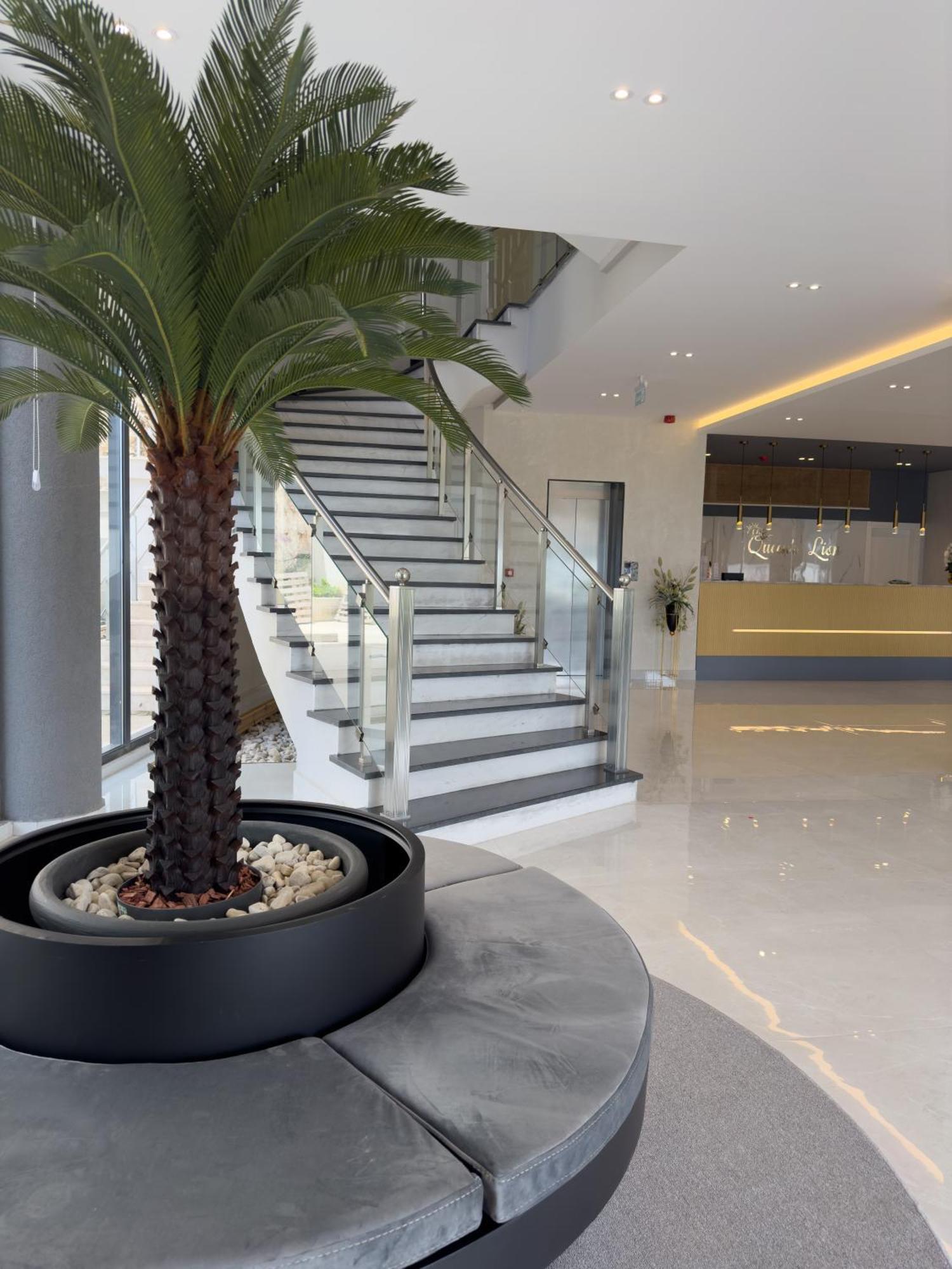 The Queen'S Lion Premium Hotel Sarande Ngoại thất bức ảnh