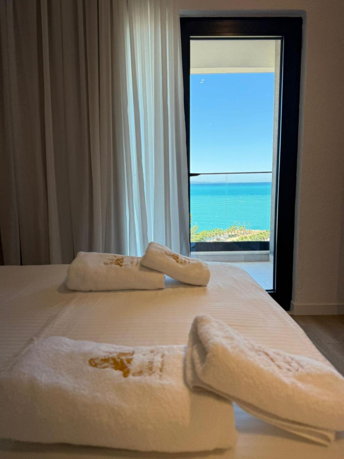 The Queen'S Lion Premium Hotel Sarande Ngoại thất bức ảnh
